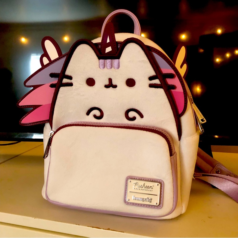 Pusheen Loungefly super pusheenicorn mini backpack and sleep mask